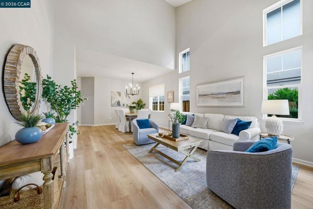 138 Woodcrest Dr, San Ramon, CA 94583