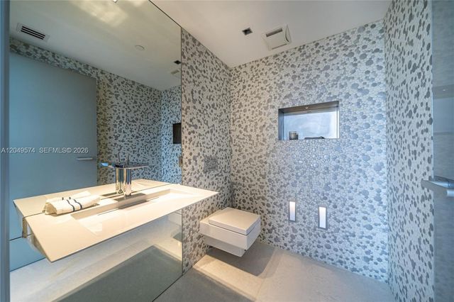 17121 Collins Avenue 4208, Sunny Isles Beach, FL 33160