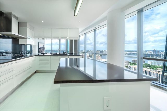 17121 Collins Avenue 4208, Sunny Isles Beach, FL 33160