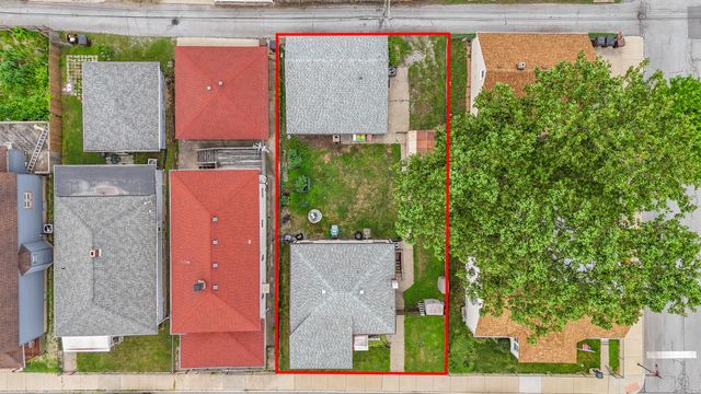 2804 Schrage Avenue, Whiting, IN 46394