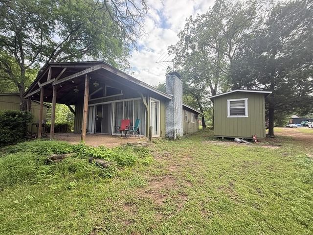 128 Shady Shores Drive, Mabank, TX 75156