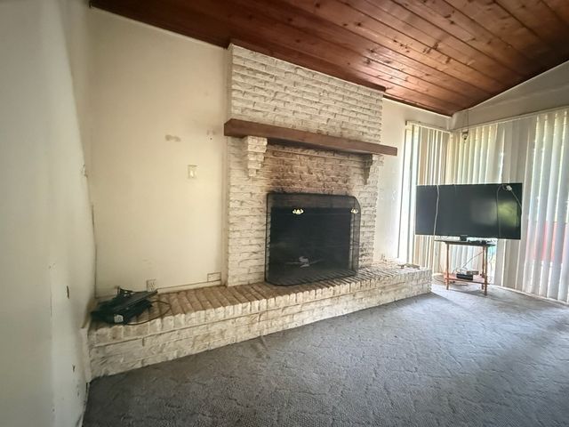 128 Shady Shores Drive, Mabank, TX 75156