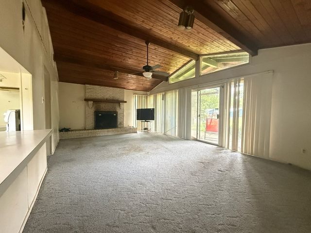128 Shady Shores Drive, Mabank, TX 75156