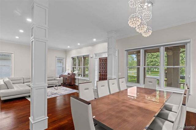 1520 Pierce Street, Birmingham, MI 48009