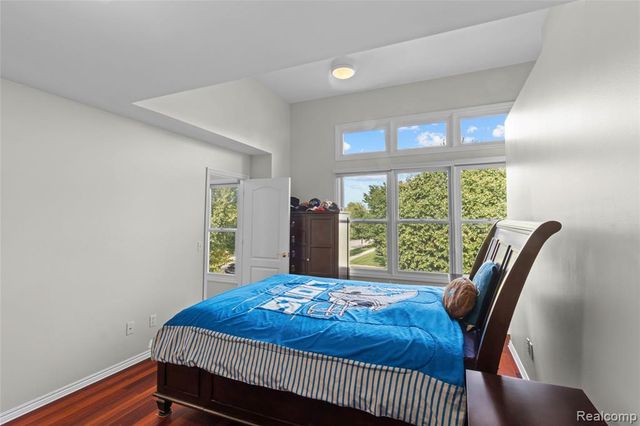 1520 Pierce Street, Birmingham, MI 48009