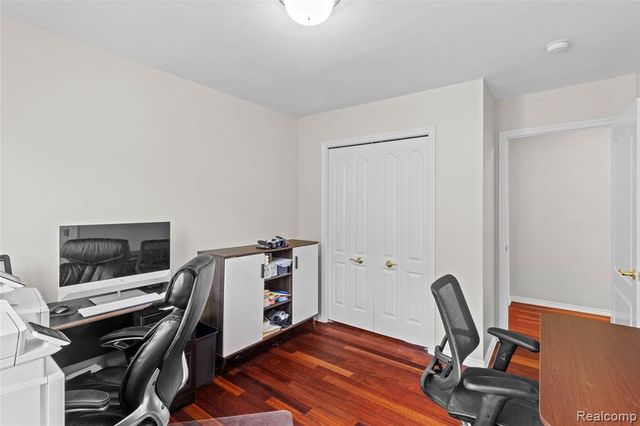 1520 Pierce Street, Birmingham, MI 48009