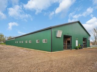 12216 Pleasant Valley Road, Woodstock, IL 60098