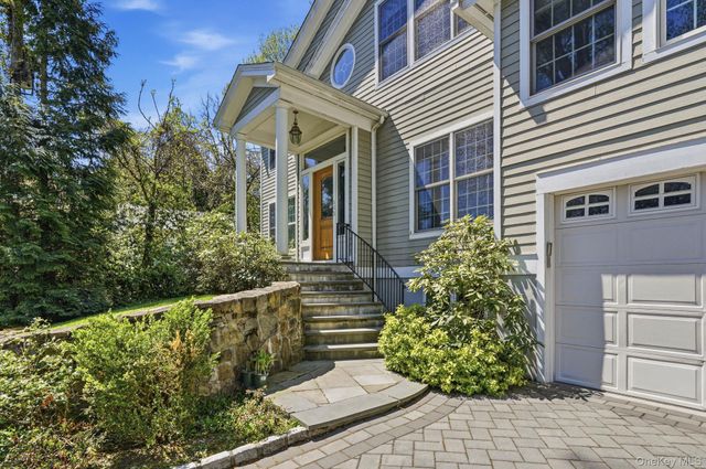 60 Hillside Lane, New Rochelle, NY 10804