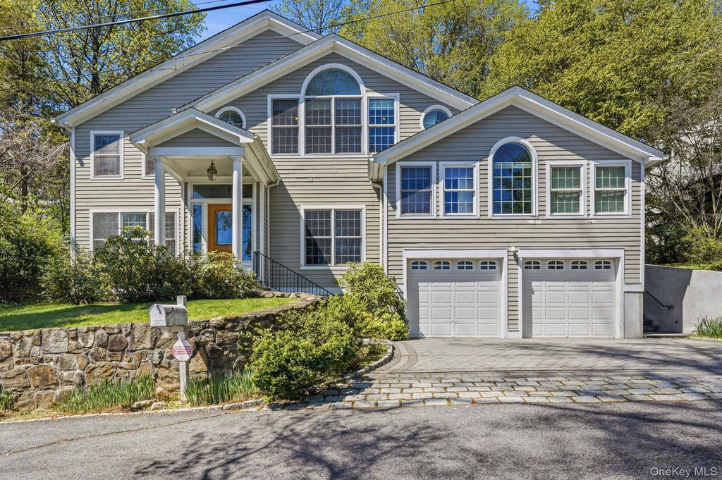 60 Hillside Lane, New Rochelle, NY 10804