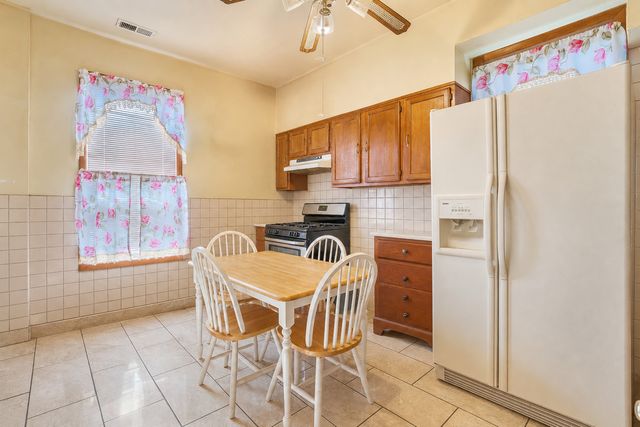 3339 S Bell Avenue, Chicago, IL 60608