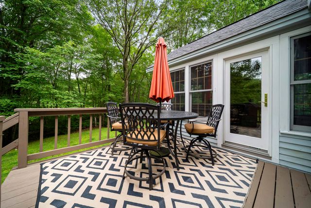 12 Belle Brook Lane, Derry, NH 03038