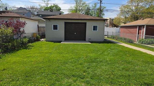 2614 ELM Street, River Grove, IL 60171