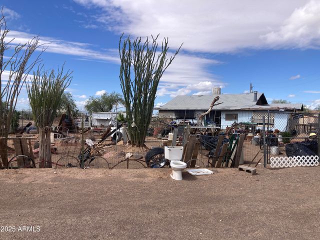 141 W LONGACRE Road, Ajo, AZ 85321