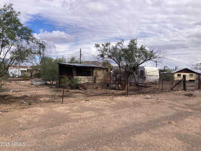 141 W LONGACRE Road, Ajo, AZ 85321