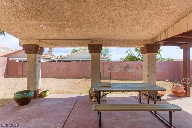 6345 Rose Tree Lane, Las Vegas, NV 89156