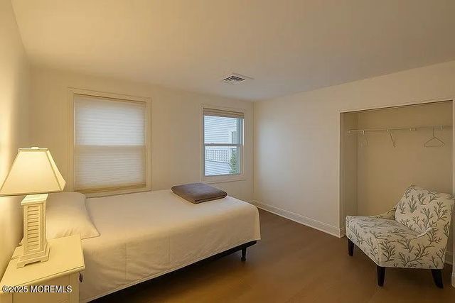 546 E Bayview Avenue, Ocean Gate, NJ 08740