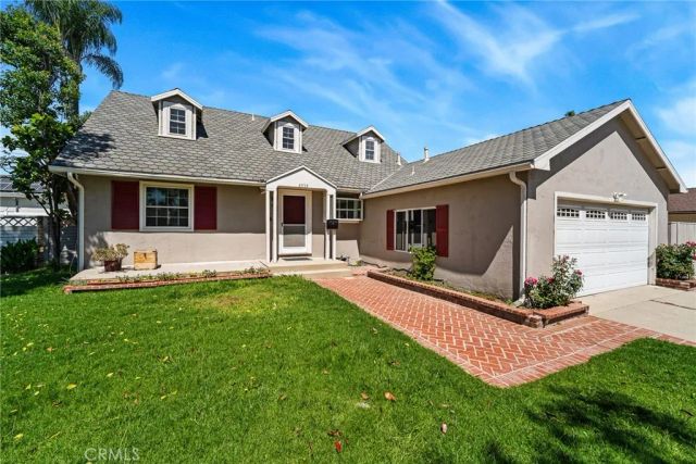 6525 Lubao Avenue, Woodland Hills, CA 91367