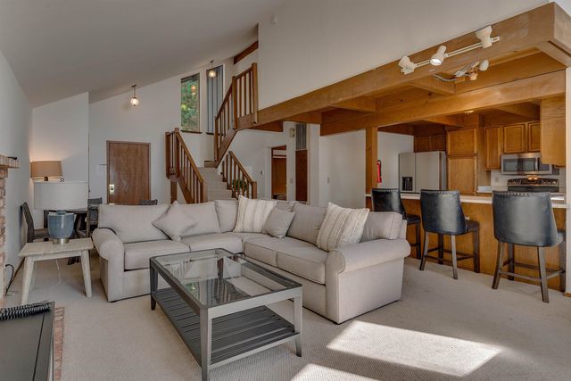 7708 North Lake Boulevard, Tahoe Vista, CA 96148