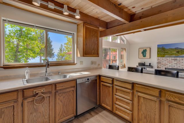 7708 North Lake Boulevard, Tahoe Vista, CA 96148