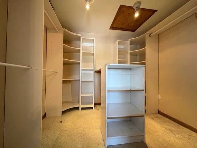 37211 N Sistina Avenue, Lake Villa, IL 60046