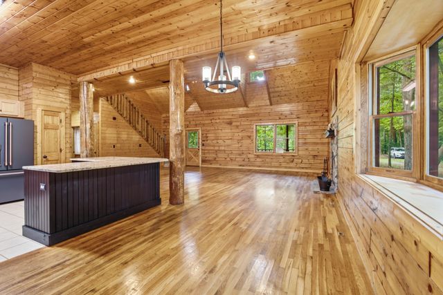487 Rocky River Shores Drive, Rock Island, TN 38581