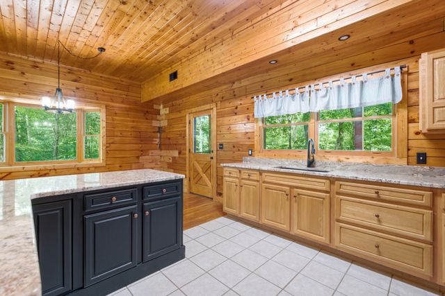 487 Rocky River Shores Drive, Rock Island, TN 38581