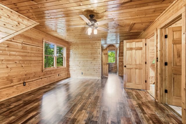 487 Rocky River Shores Drive, Rock Island, TN 38581