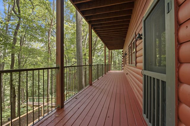 487 Rocky River Shores Drive, Rock Island, TN 38581