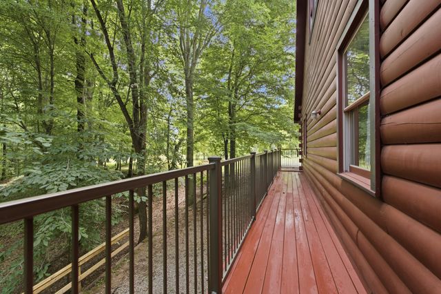 487 Rocky River Shores Drive, Rock Island, TN 38581