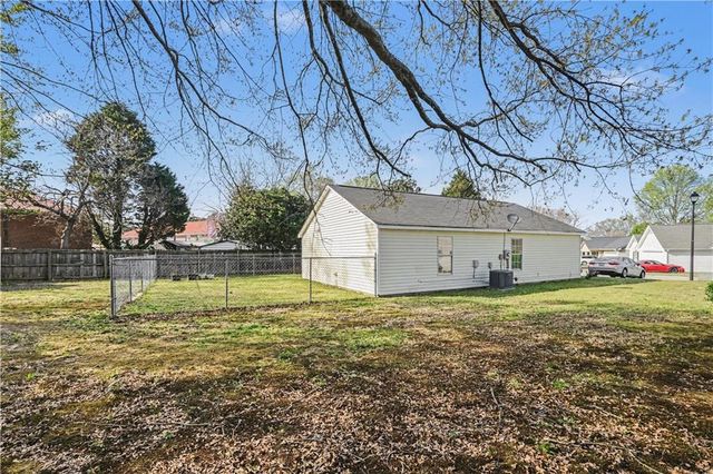 280 Courtyard Circle, Winder, GA 30680