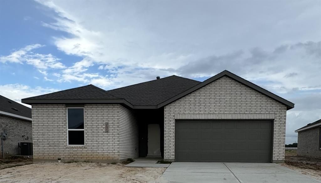 6814 Yellow Jessamine Lane, Katy, TX 77493