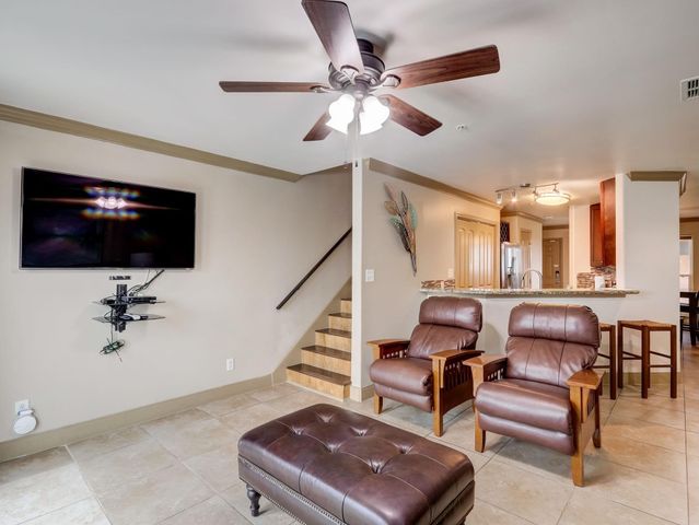 9520 Seawall Boulevard 351, Galveston, TX 77554