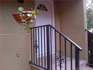 10231 W Fontainebleau Blvd 202, Miami, FL 33172
