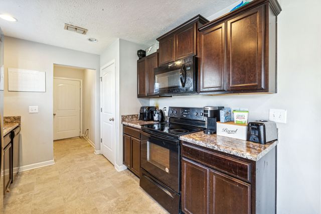 1225 Silverstream Pt, Antioch, TN 37013