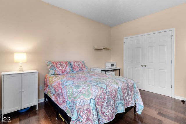 8560 Charleston Court, Avon, IN 46123