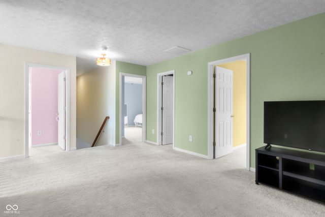8560 Charleston Court, Avon, IN 46123