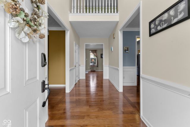 8560 Charleston Court, Avon, IN 46123