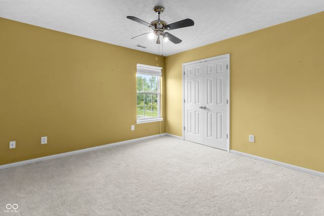 8560 Charleston Court, Avon, IN 46123