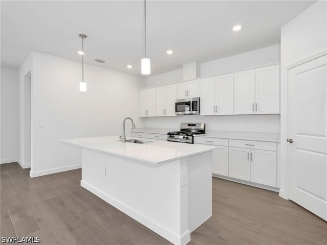 19228 Gentry PL, Estero, FL 33928