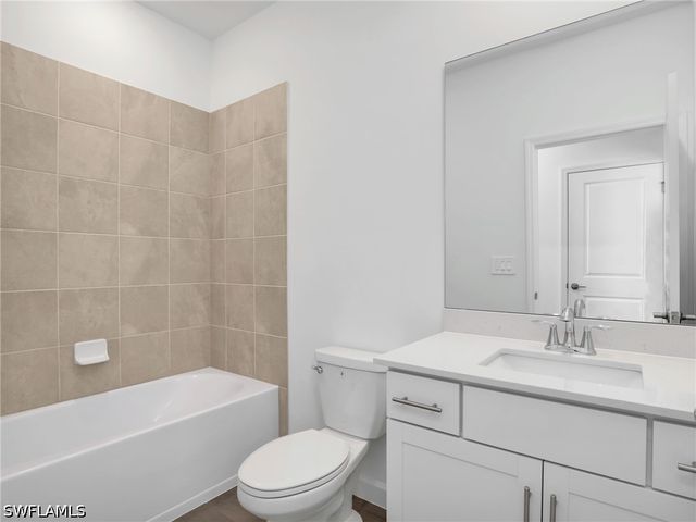 19228 Gentry PL, Estero, FL 33928