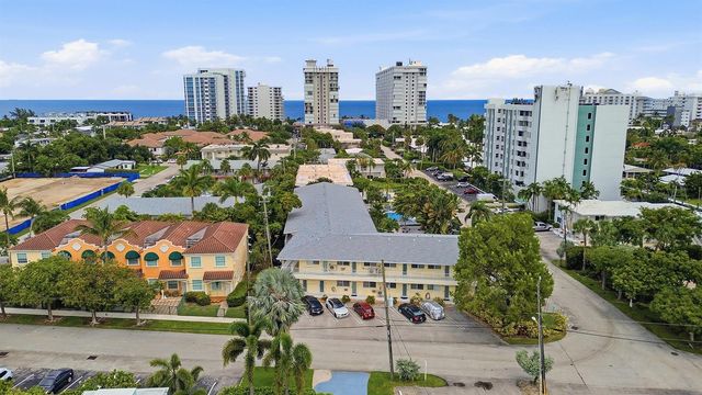 3201 SE 10th Street A9, Pompano Beach, FL 33062