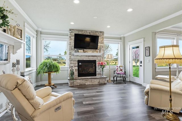 15063 Leon Ln, Caldwell, ID 83607