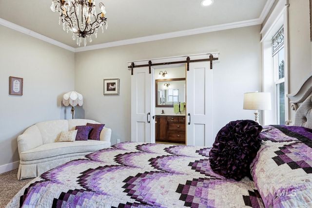 15063 Leon Ln, Caldwell, ID 83607