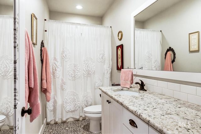 15063 Leon Ln, Caldwell, ID 83607