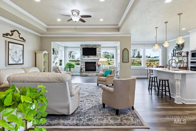 15063 Leon Ln, Caldwell, ID 83607