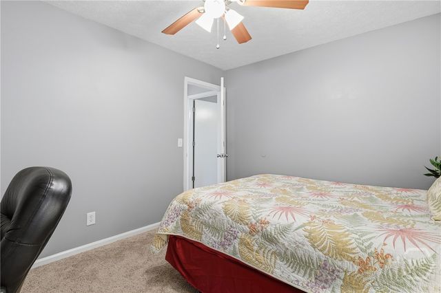 244 Stonebridge Drive, Savannah, GA 31410