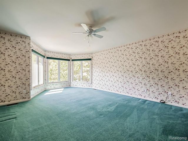 27950 Copper Creek Lane, Farmington Hills, MI 48331