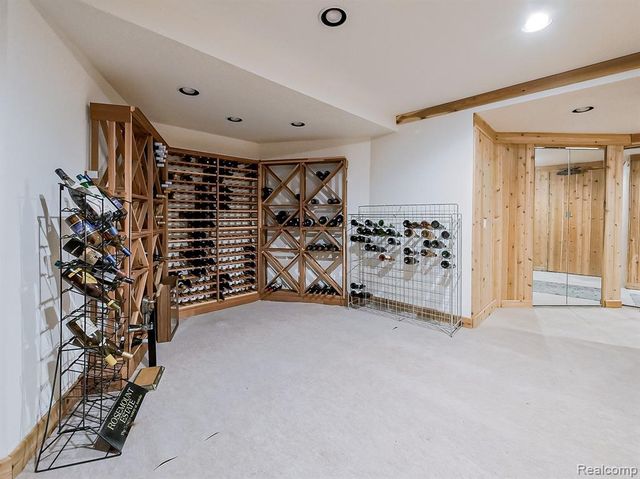 27950 Copper Creek Lane, Farmington Hills, MI 48331