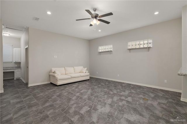 3801 Heron Way, Mission, TX 78572