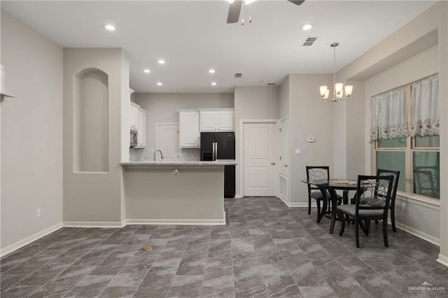 3801 Heron Way, Mission, TX 78572